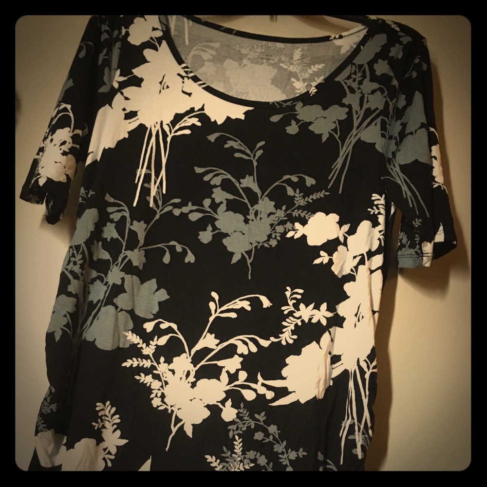 A-Glow 1/2 Sleeve Maternity Shirt